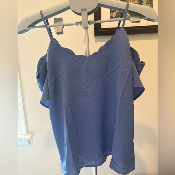 NWT Monteau Los Angeles Scallop Edge Cold Shoulder Top | Periwinkle | Size M - Picture 2 of 4